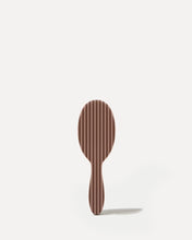 Cargar imagen en el visor de la galería, Mini Polish Brush - Chocolate Stripes
