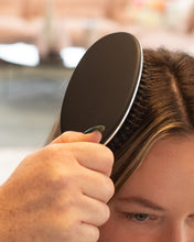 Cargar imagen en el visor de la galería, Polish Brush - Cepillo de cabello con cerdas de Jabali
