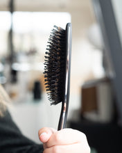 Cargar imagen en el visor de la galería, Polish Brush - Cepillo de cabello con cerdas de Jabali
