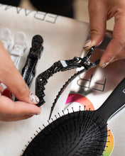 Cargar imagen en el visor de la galería, Clips Gator GLITTER - Edición Limitada
