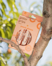 Cargar imagen en el visor de la galería, Peach Please - Gator Grips - Edicion Limitada
