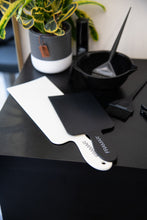 Cargar imagen en el visor de la galería, Paddle Pack - Negro y Crema - Paletas Blayage
