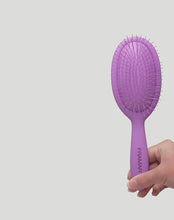 Cargar y reproducir el video en el visor de la galería, Purple Reign - Cepillo Desenredante
